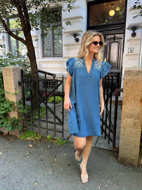 Rah Oslo - Denim Dress Embroidery - Denim