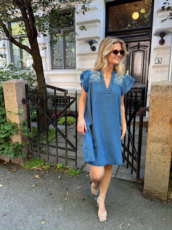 Rah Oslo - Denim Dress Embroidery - Denim